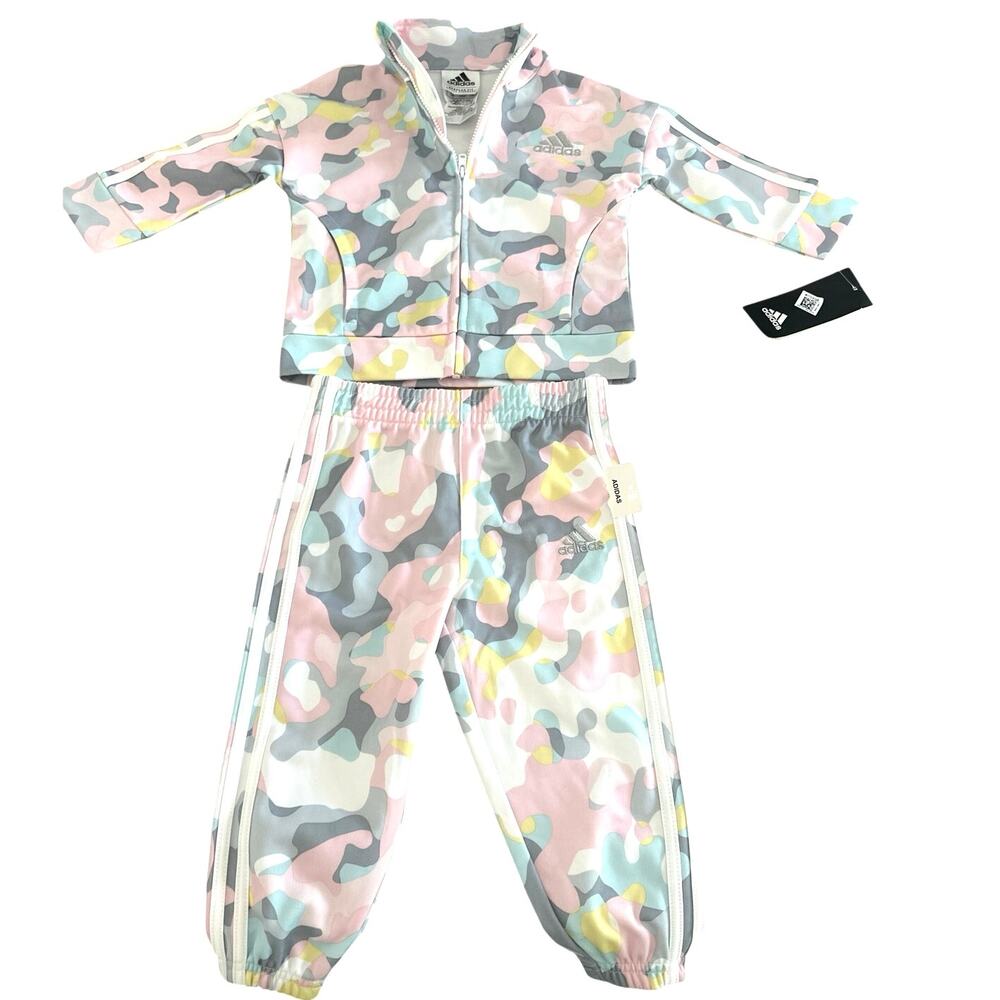 Adidas camo outfit 2 piece set  toddler Sz 12 NWT